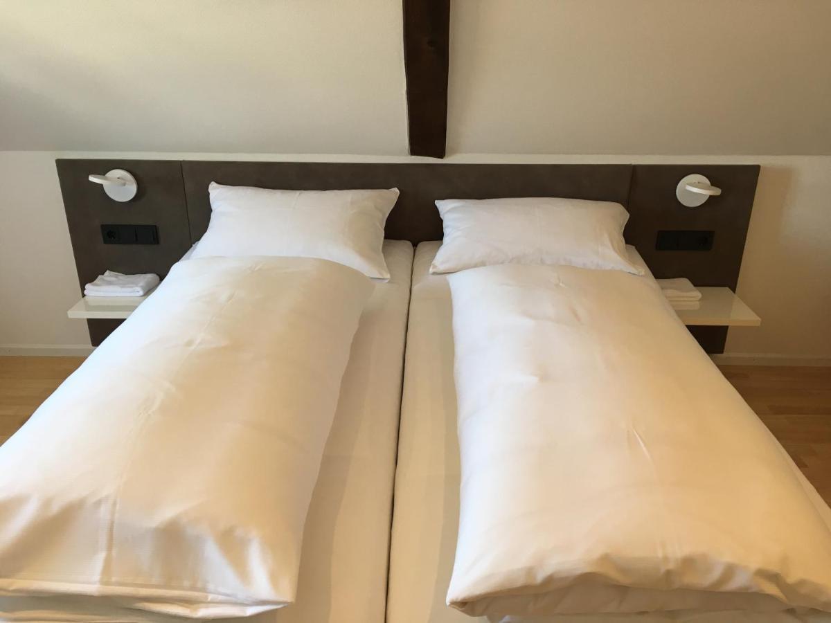 Gasthaus Rebstock Egringen Efringen Kirchen Bagian luar foto